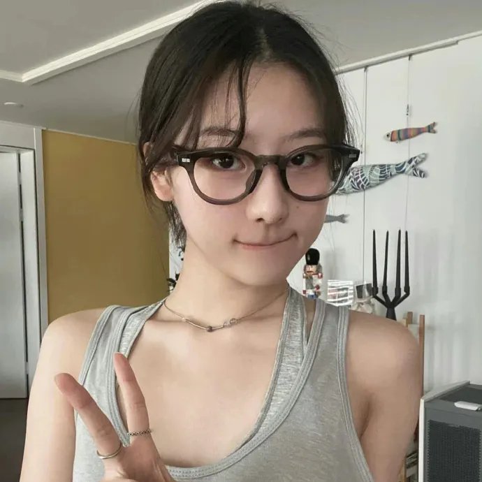 求救眨眨眼